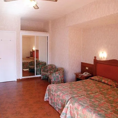 Monopol Hotell