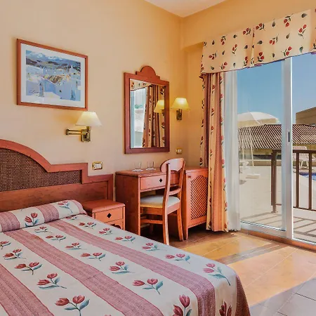 فندق مونوبول بويرتو ذي لا كروز