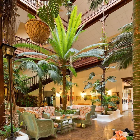 مونوبول فندق