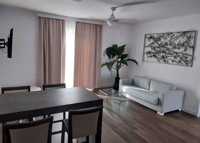 Monopol Hotel Puerto de la Cruz (Tenerife)