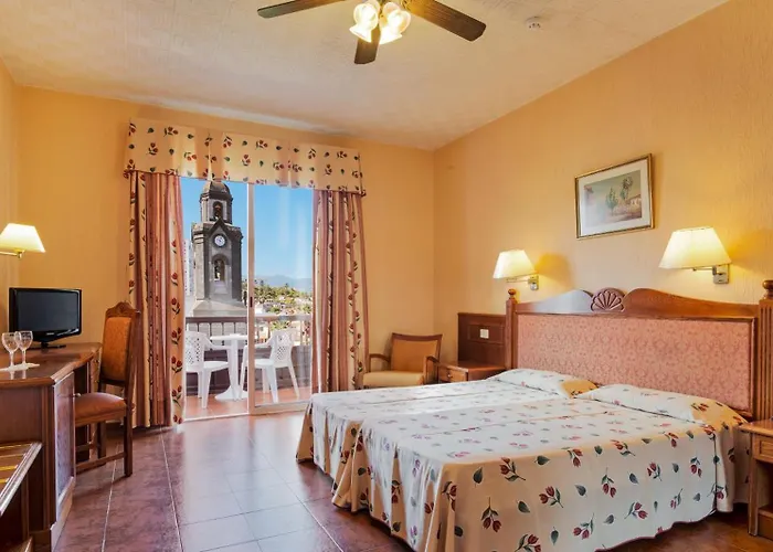 Monopol 3* Puerto de la Cruz (Tenerife)